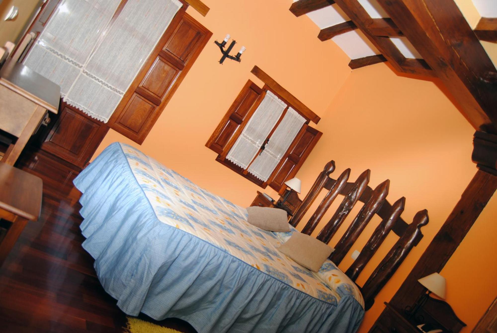 Posada El Pescador Оренья Экстерьер фото